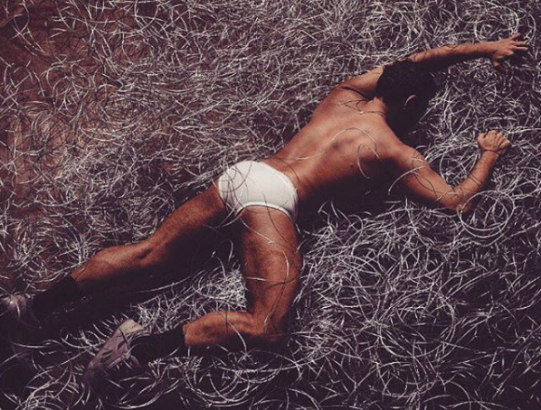 Ким Кардашьян поделилась очень провокационным снимком (ФОТО)